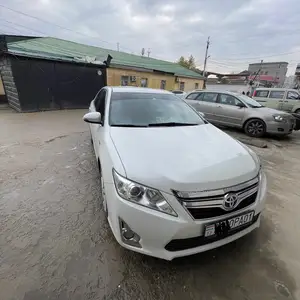 Toyota Camry, 2012