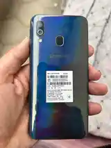 Samsung galaxy A40-2