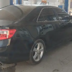 Toyota Camry, 2012