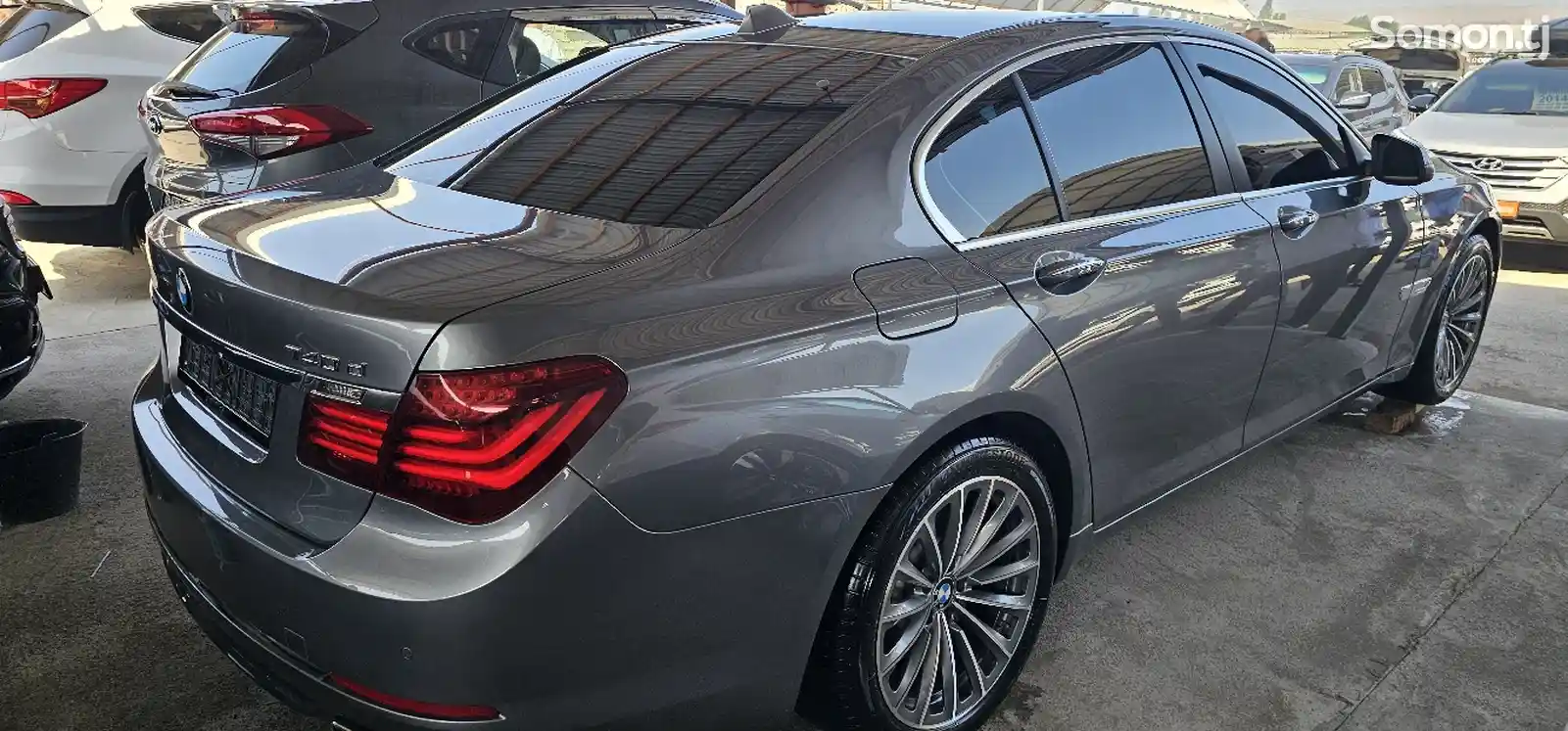 BMW 7 series, 2015-10