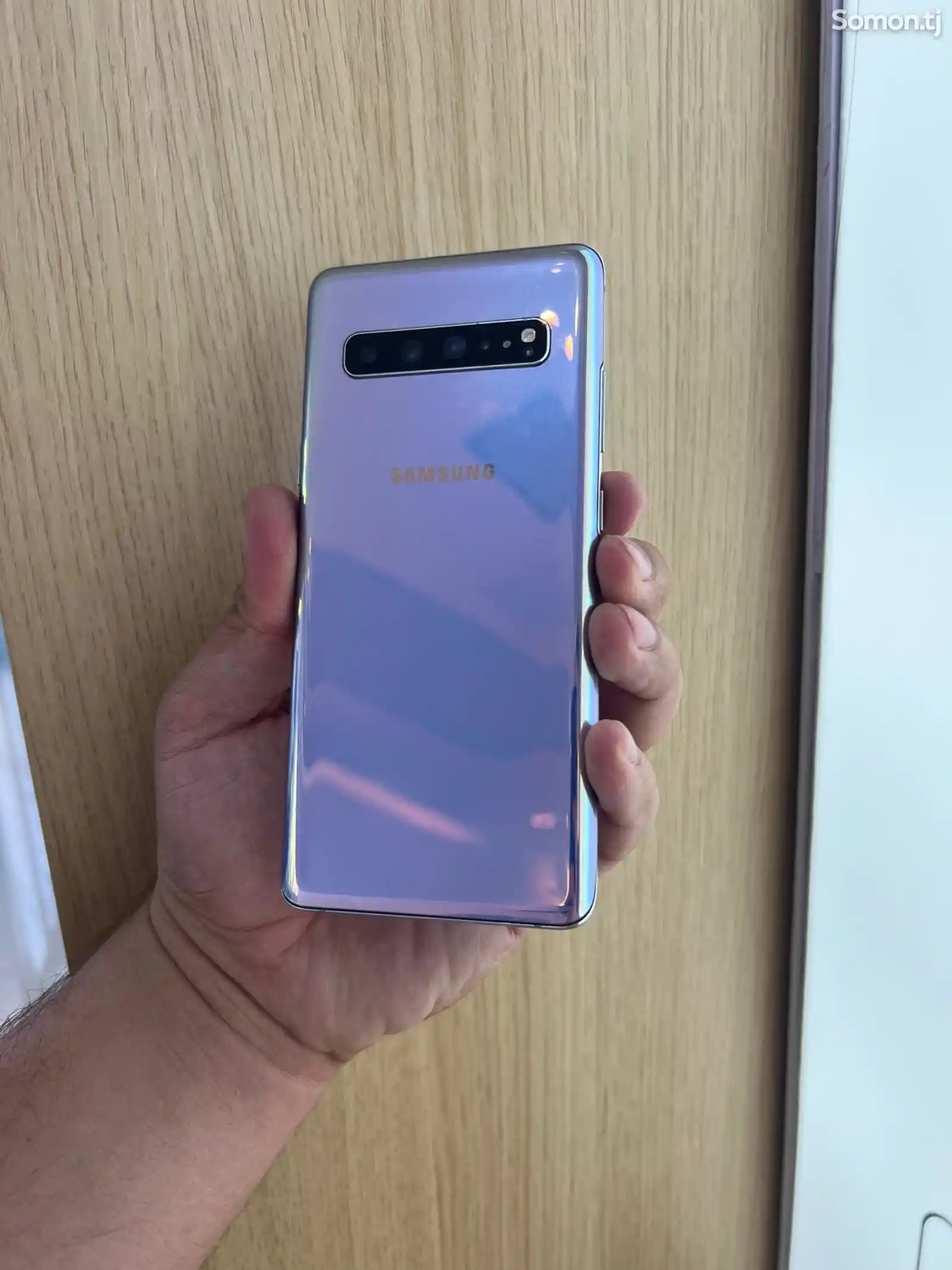 Samsung Galaxy S10 Plus 5G 256/8Gb-1