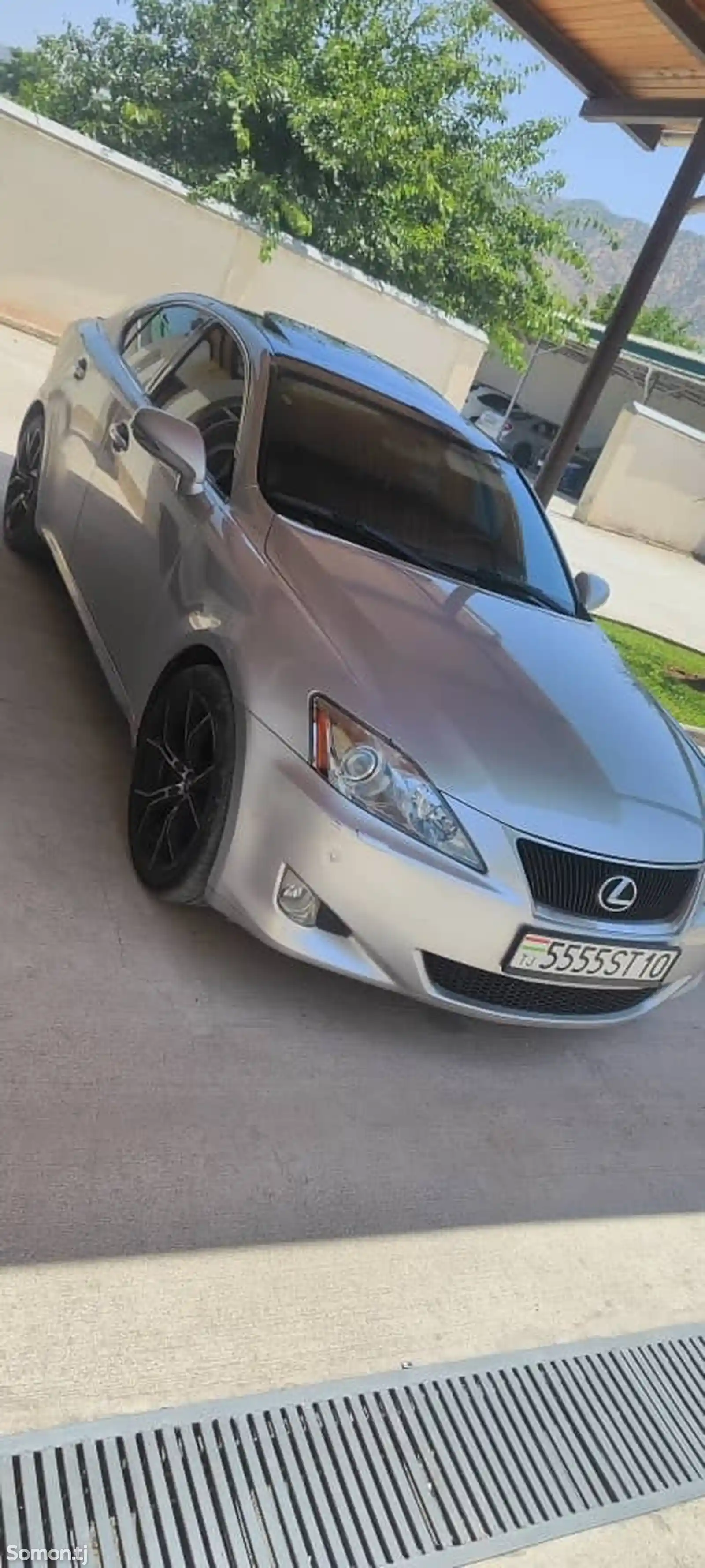 Lexus IS series, 2009-2