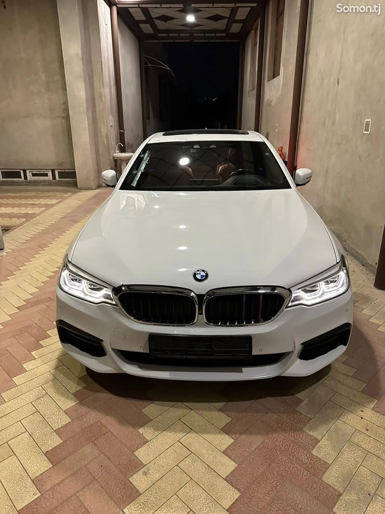 BMW 5 series, 2018-4