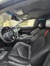 Toyota Camry, 2018-9