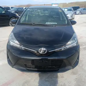 Toyota Vitz, 2015