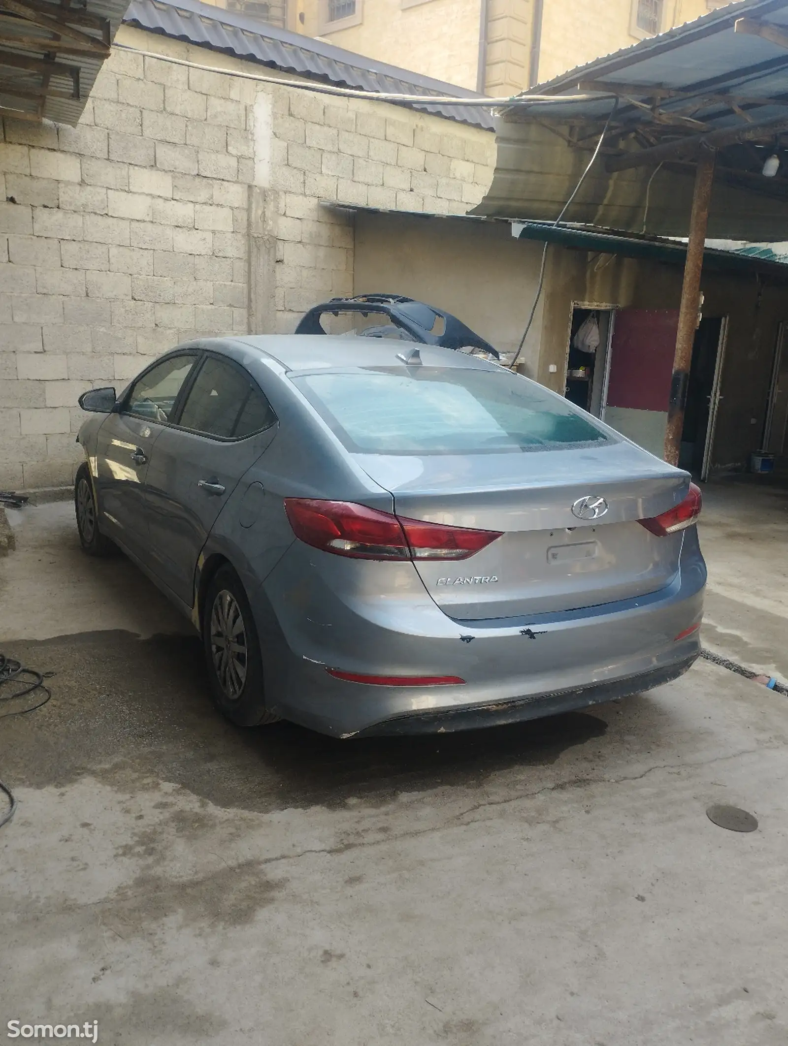 Hyundai Elantra, 2017-1