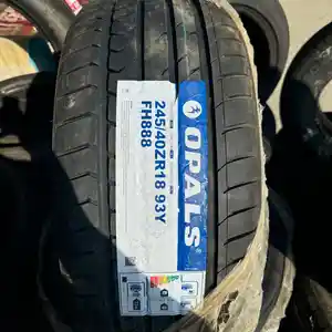 Шины 245/40 R18