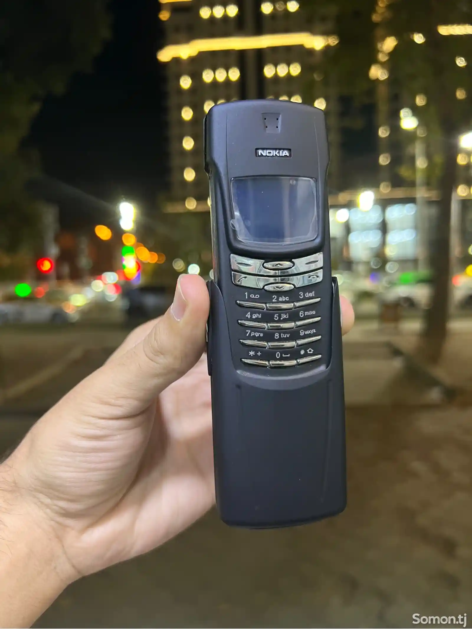 Nokia 8910i-1