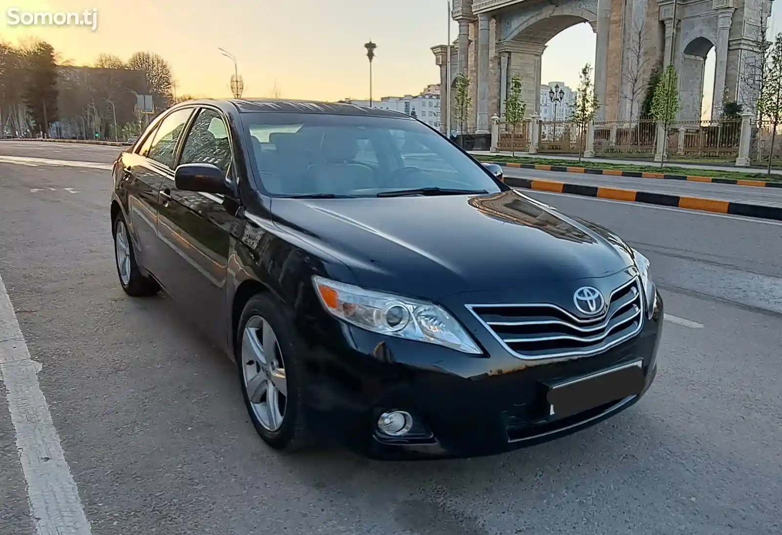 Toyota Camry, 2010-1