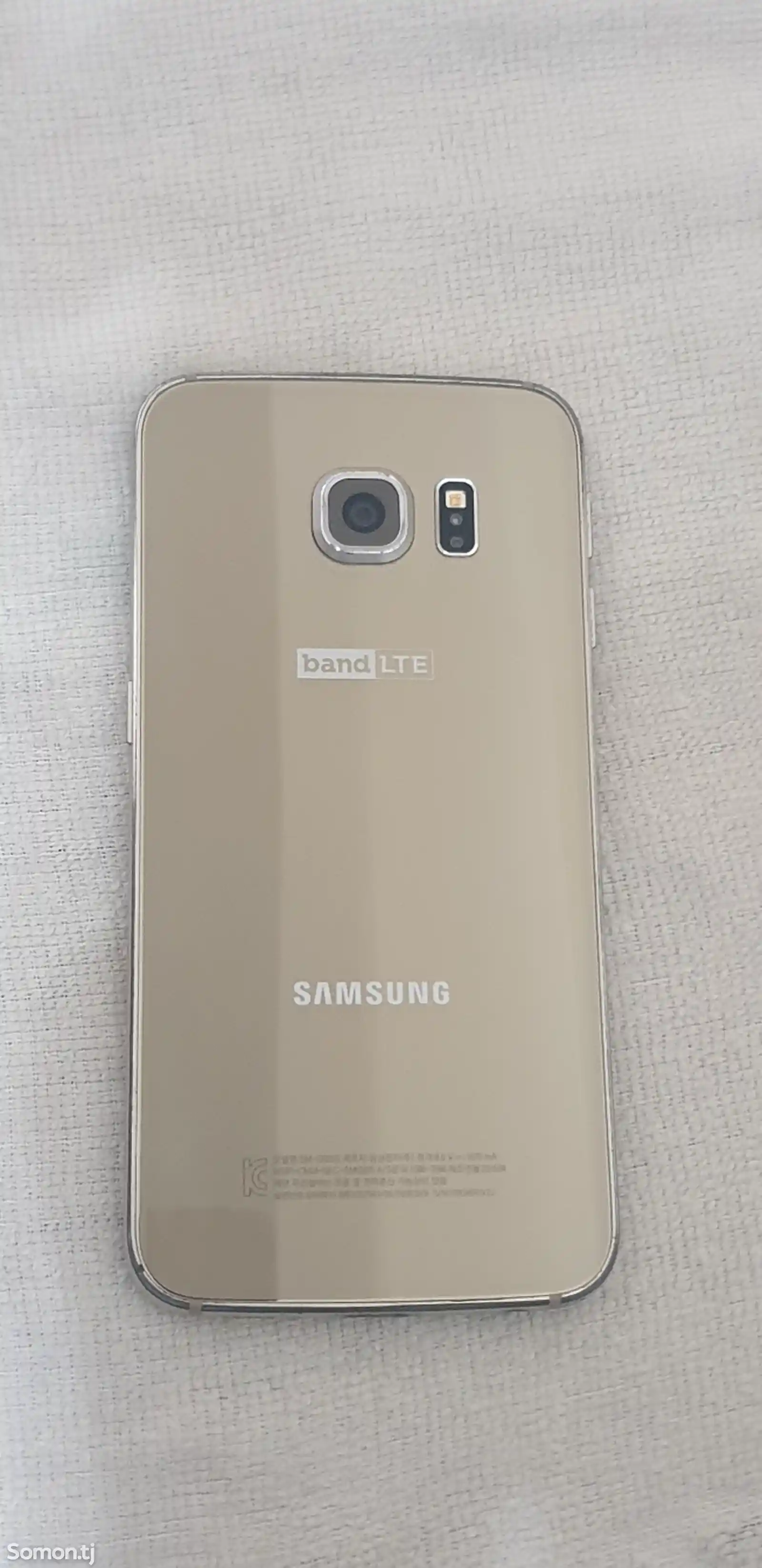 Samsung Galaxy S6 edge-2