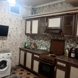 2-комн. квартира, 4 этаж, 50 м², Гулистон, цирк