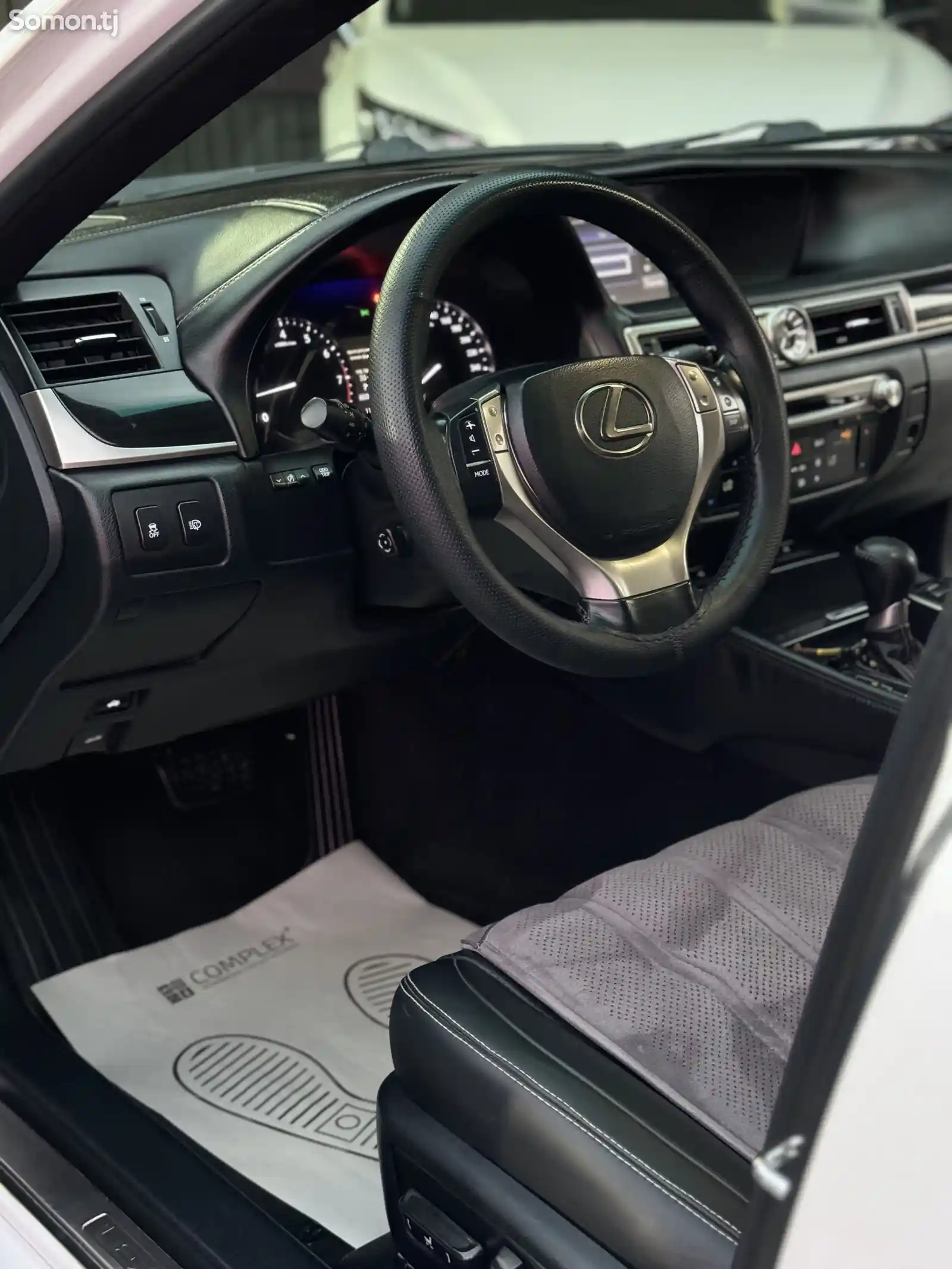 Lexus GS series, 2013-8