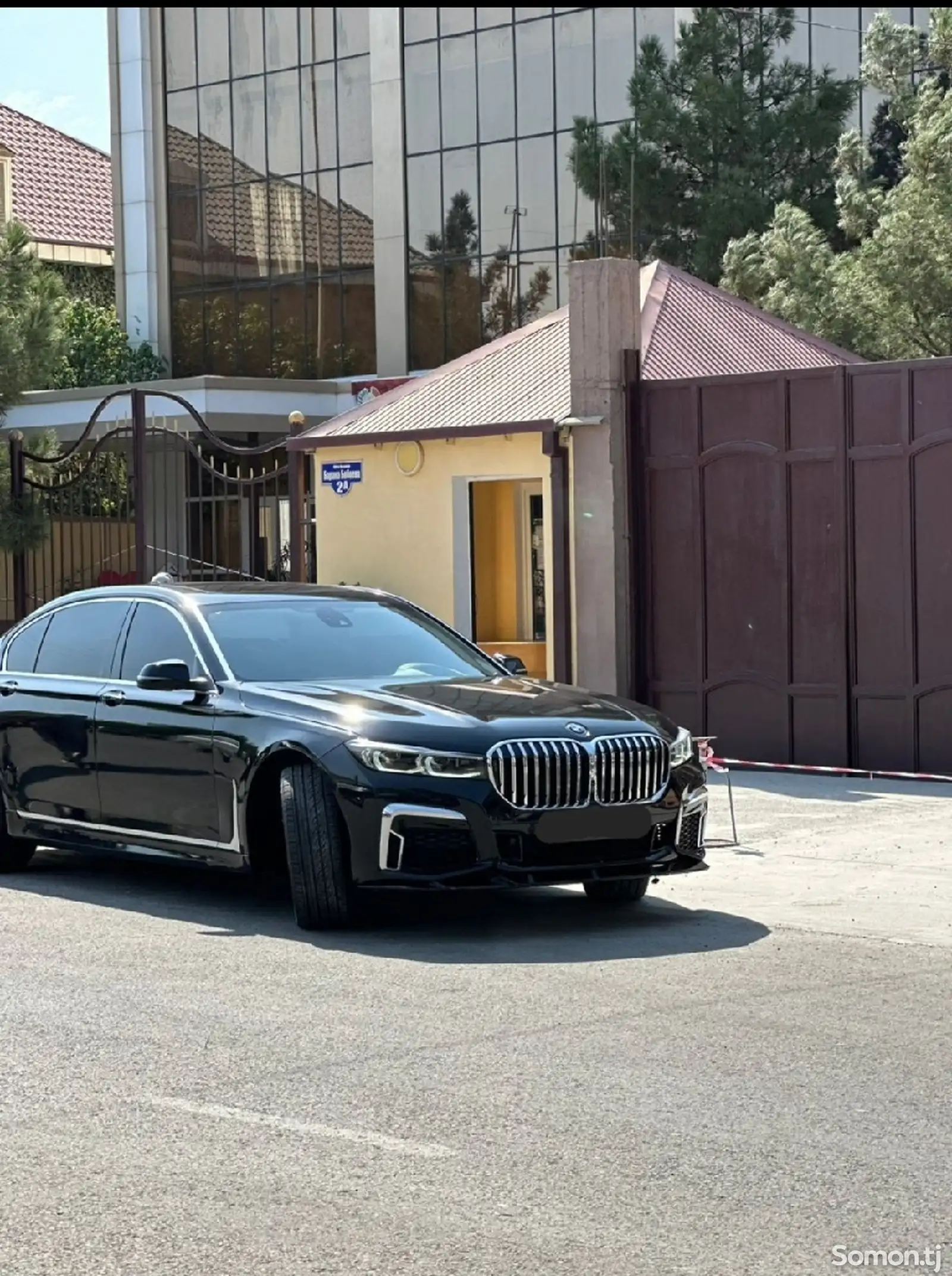 BMW 7 series, 2012