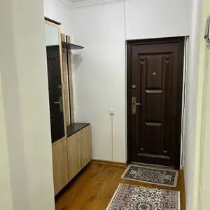 2-комн. квартира, 3 этаж, 75м², Шохмансур