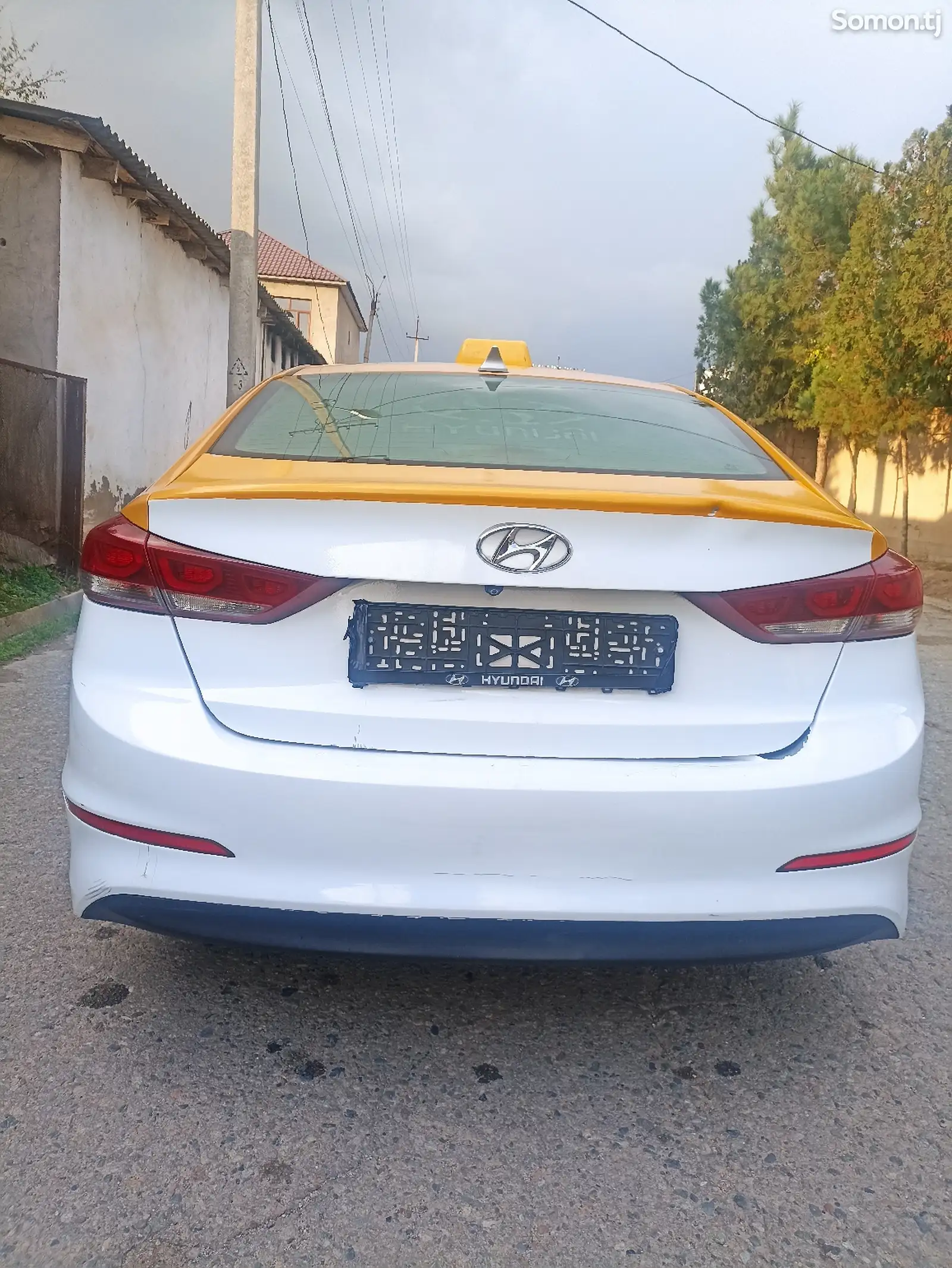 Hyundai Elantra, 2017-1