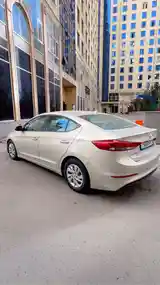 Hyundai Elantra, 2017-2