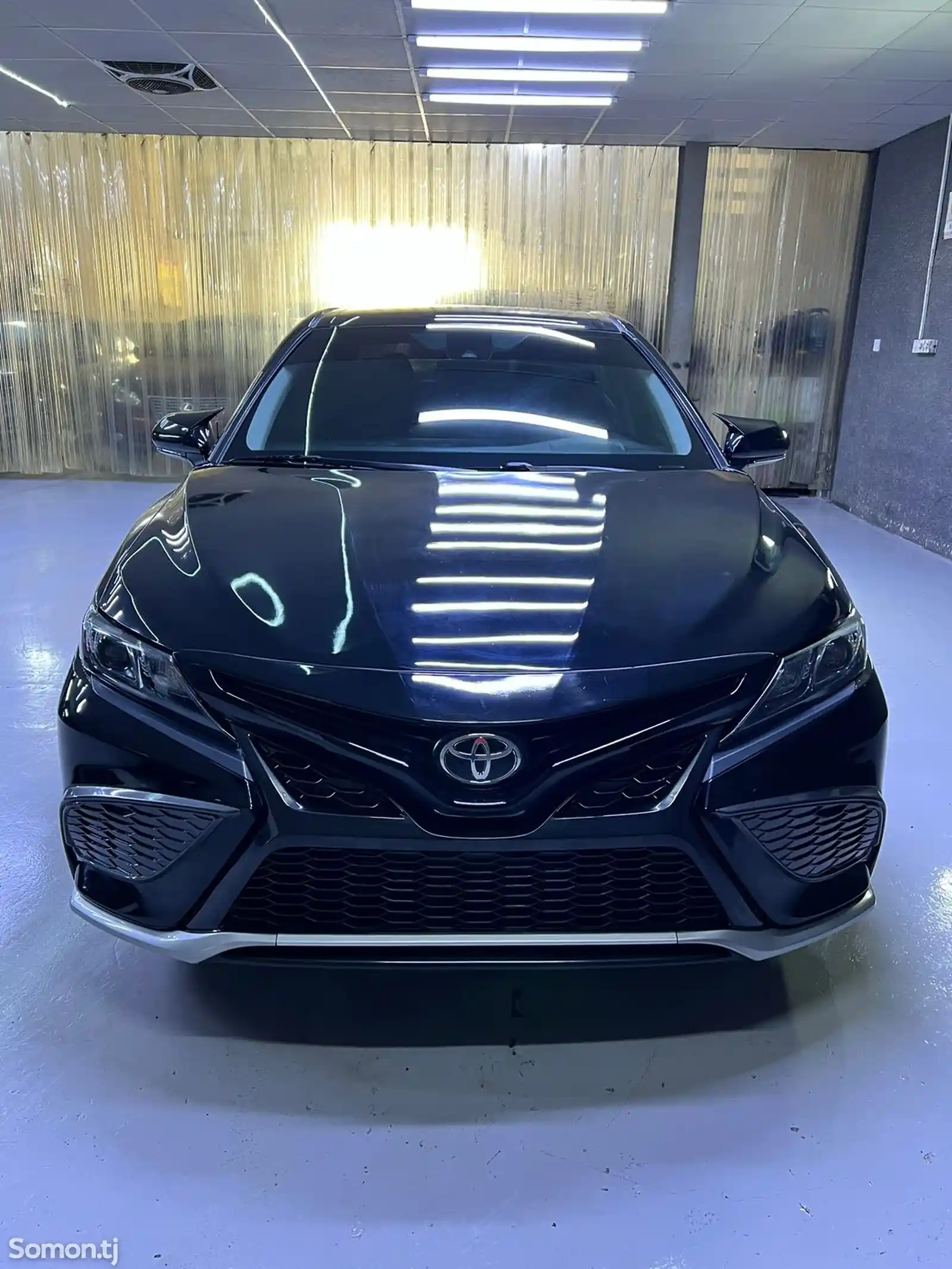 Toyota Camry, 2019-1