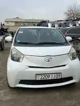 Toyota IQ, 2010-2