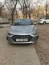 Hyundai Elantra, 2017-4