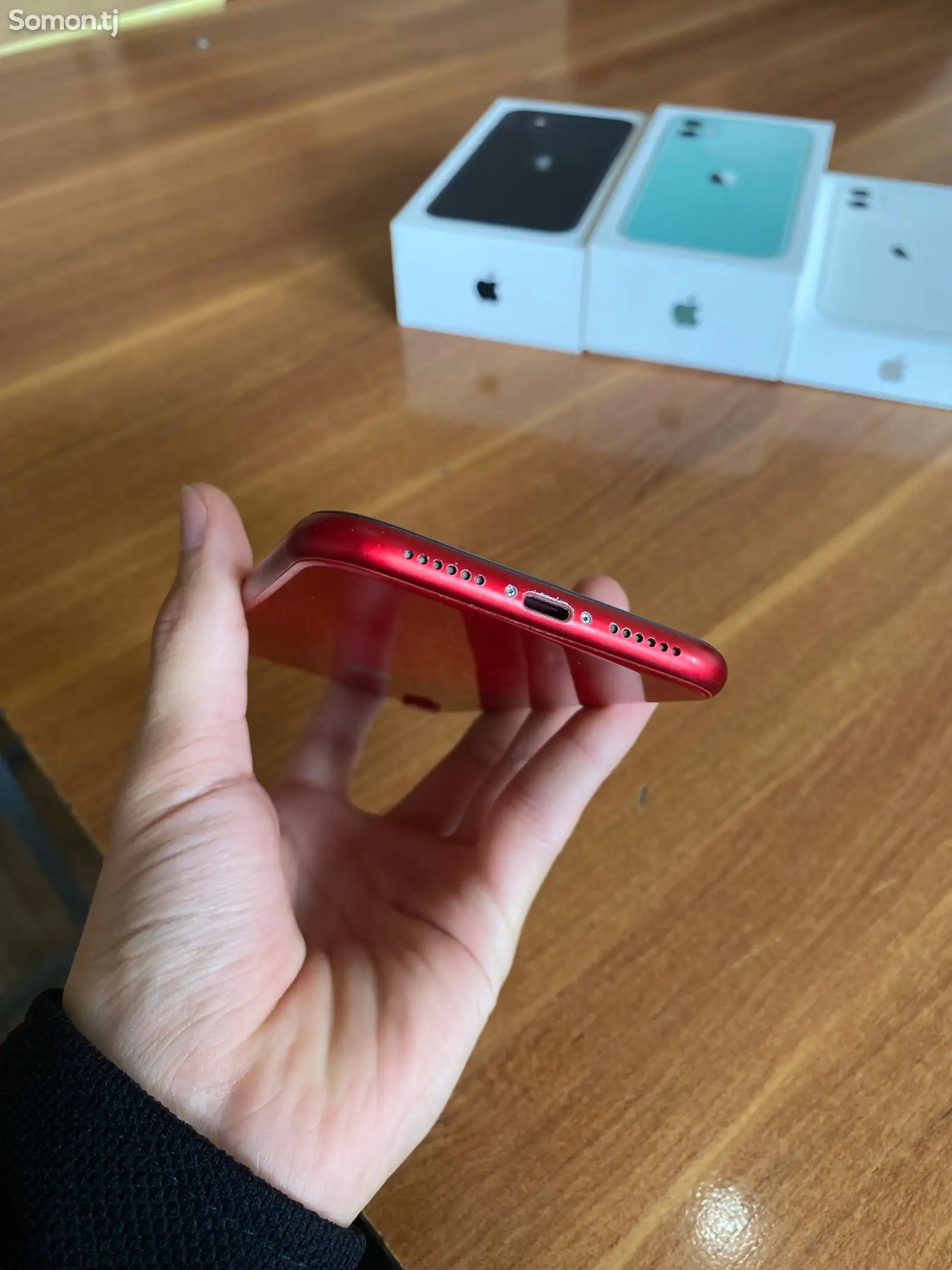 Apple iPhone Xr, 64 gb, Product Red-6