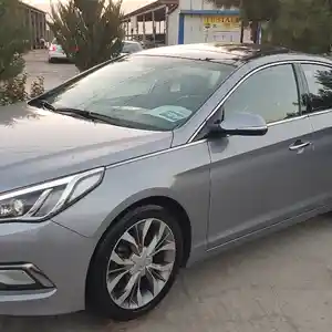 Hyundai Sonata, 2016