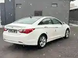 Hyundai Sonata, 2011-4