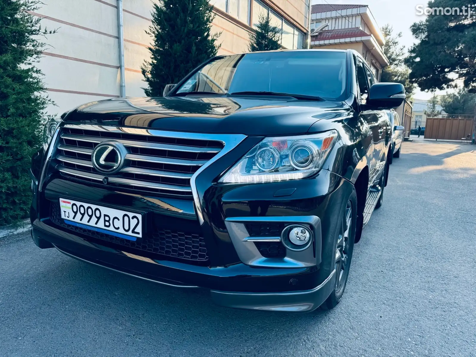 Lexus LX series, 2013-1