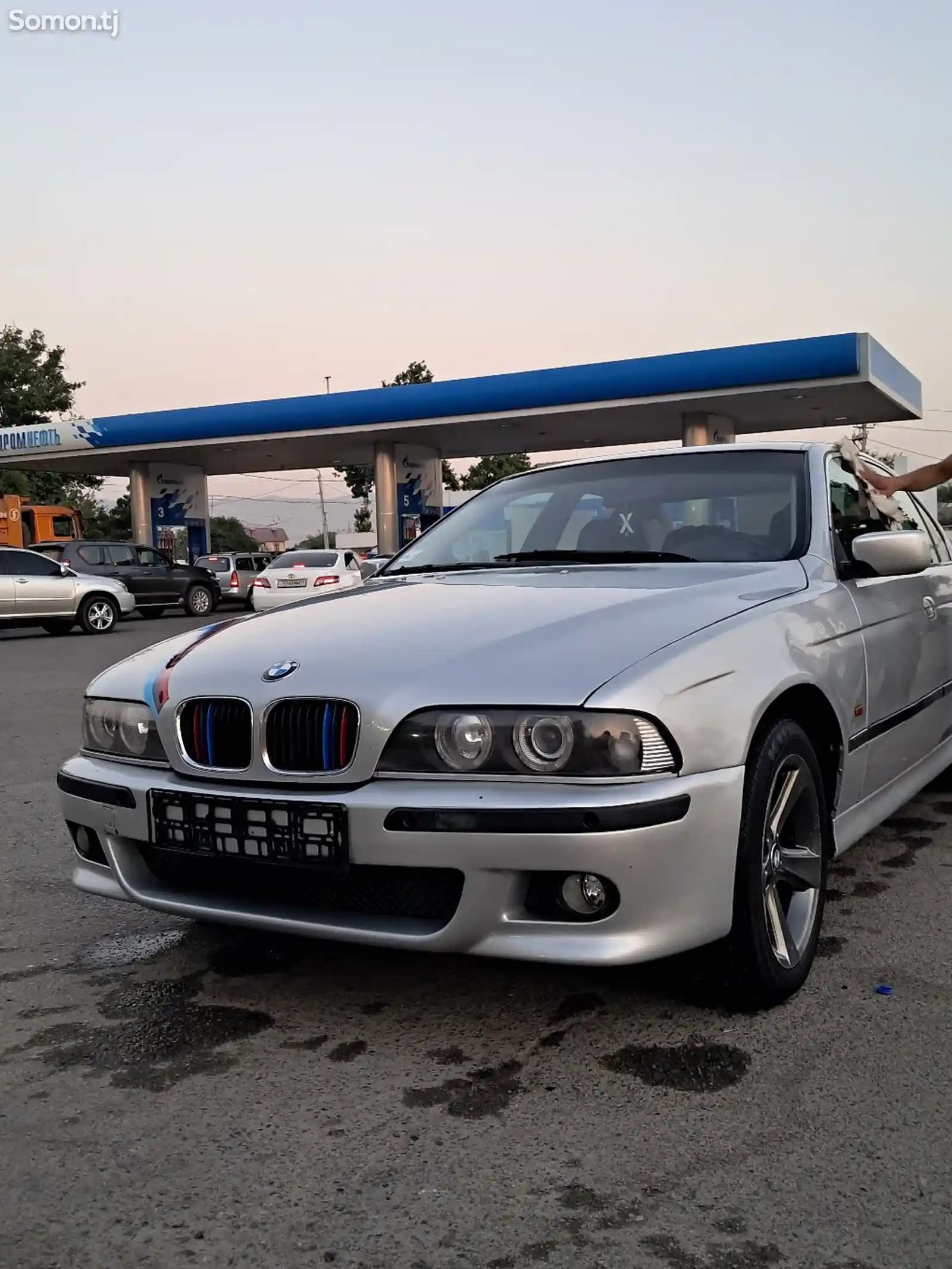 BMW M5, 1998-4