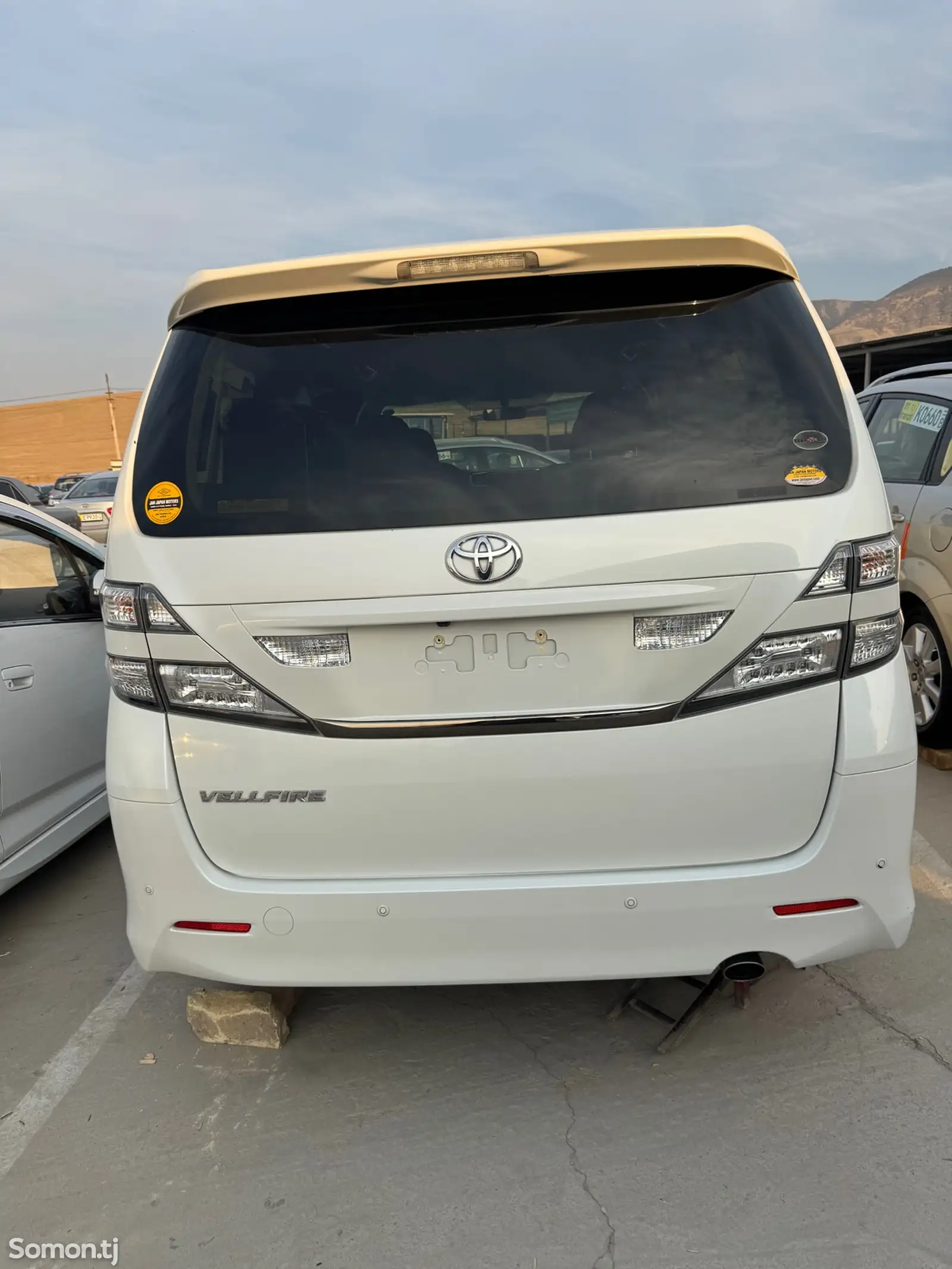 Toyota Vellfire, 2014-4