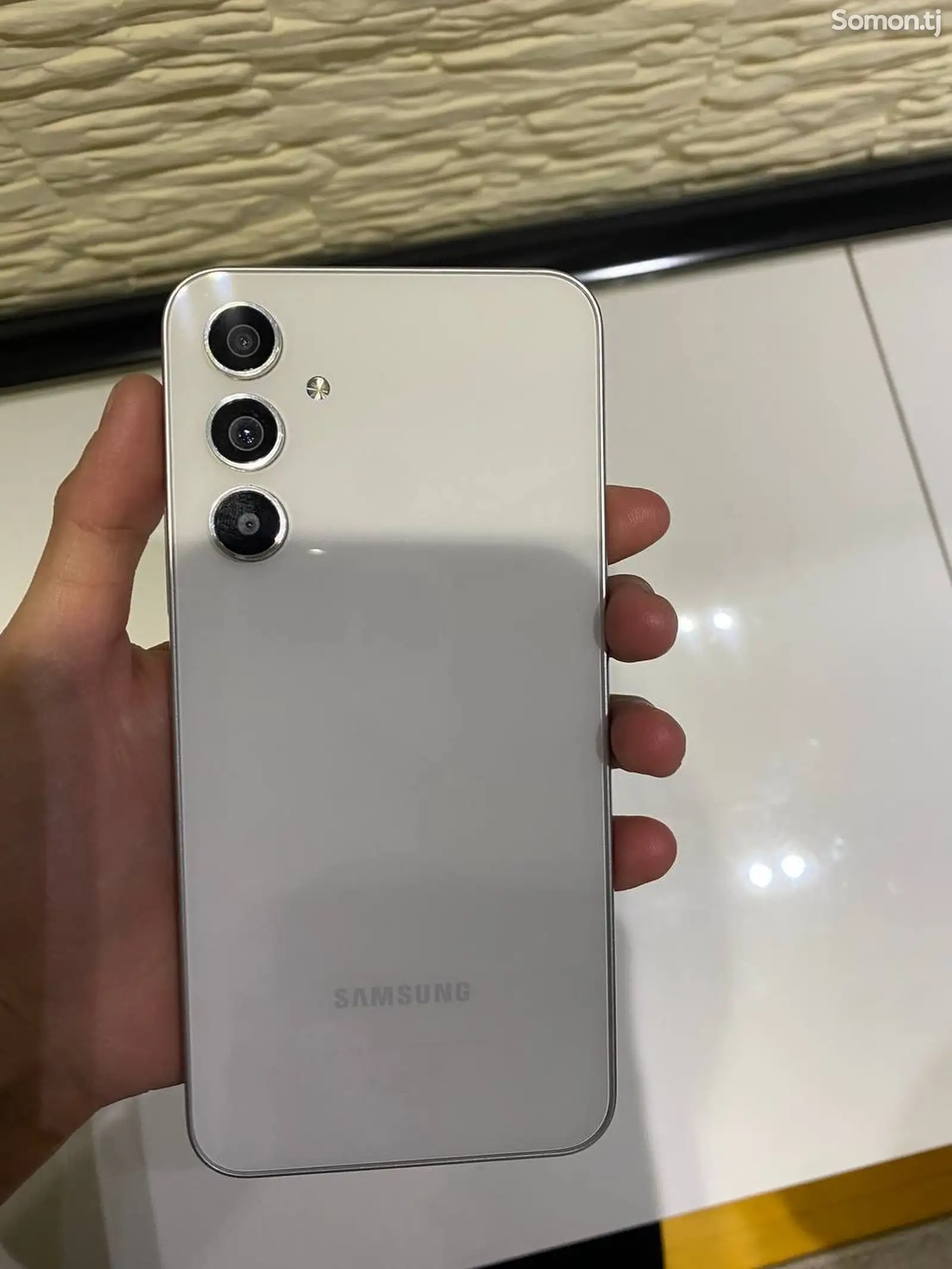 Samsung Galaxy A54-1