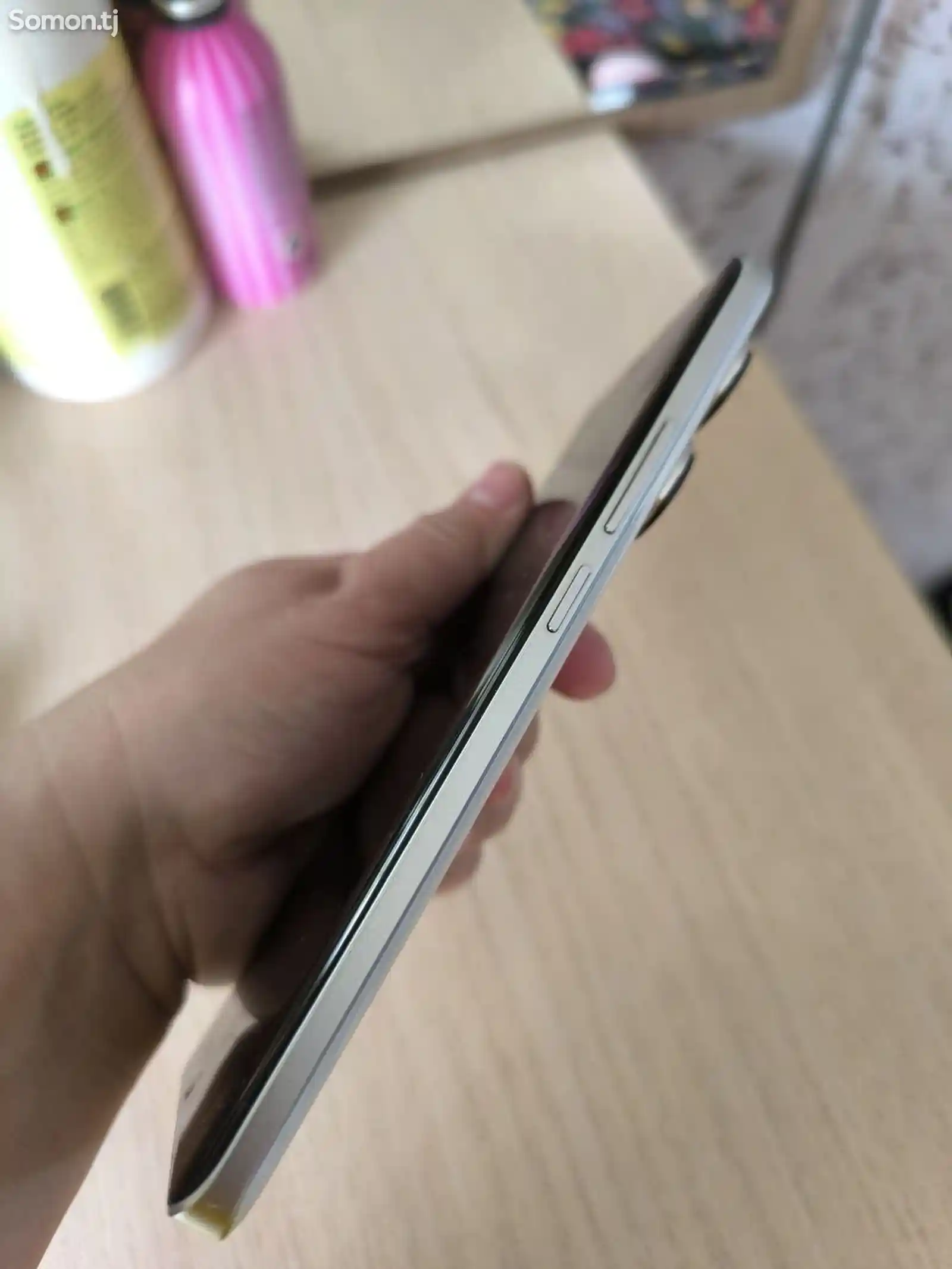 Xiaomi Redmi note 13 pro+-8