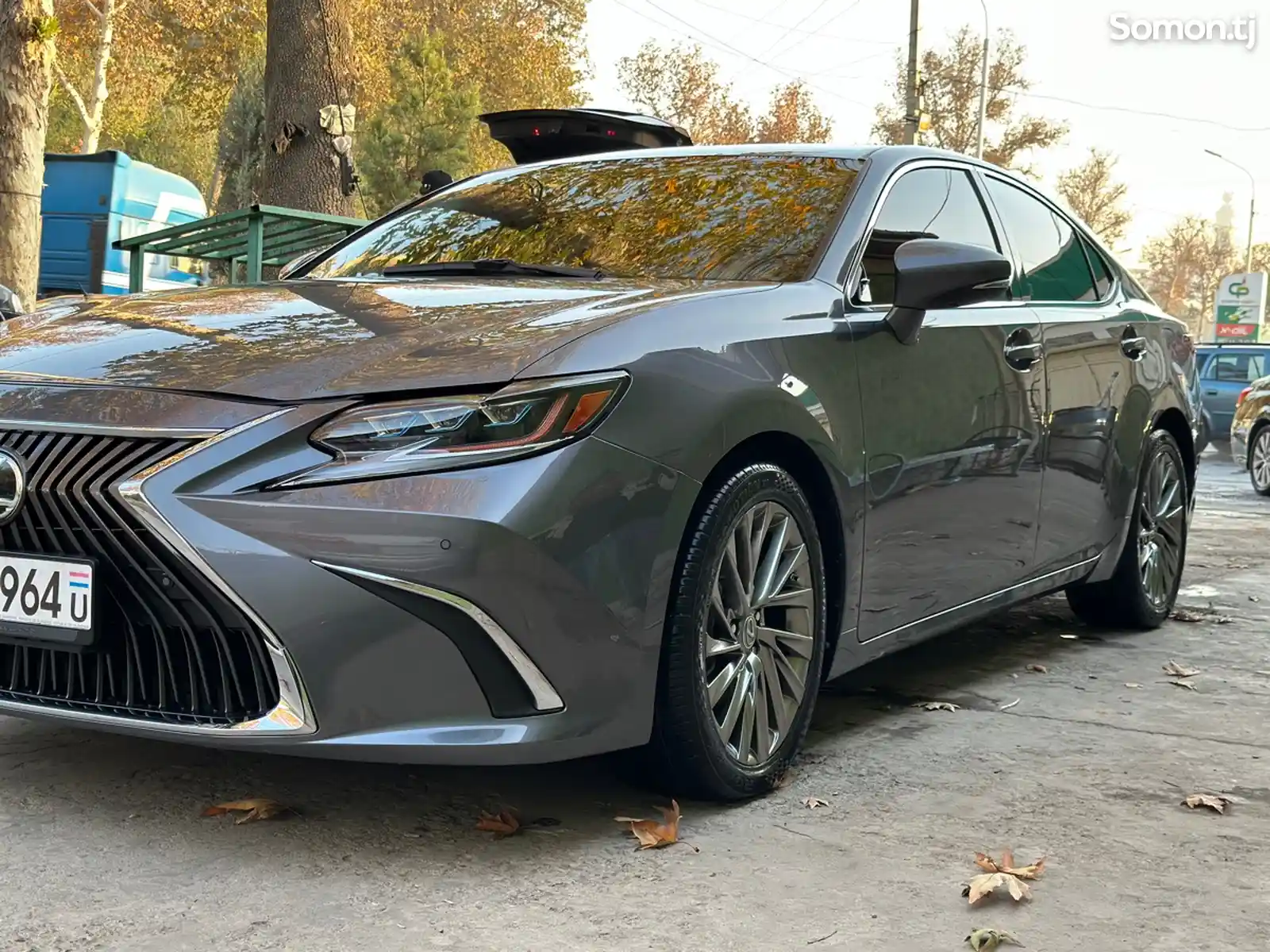 Lexus ES series, 2014-1