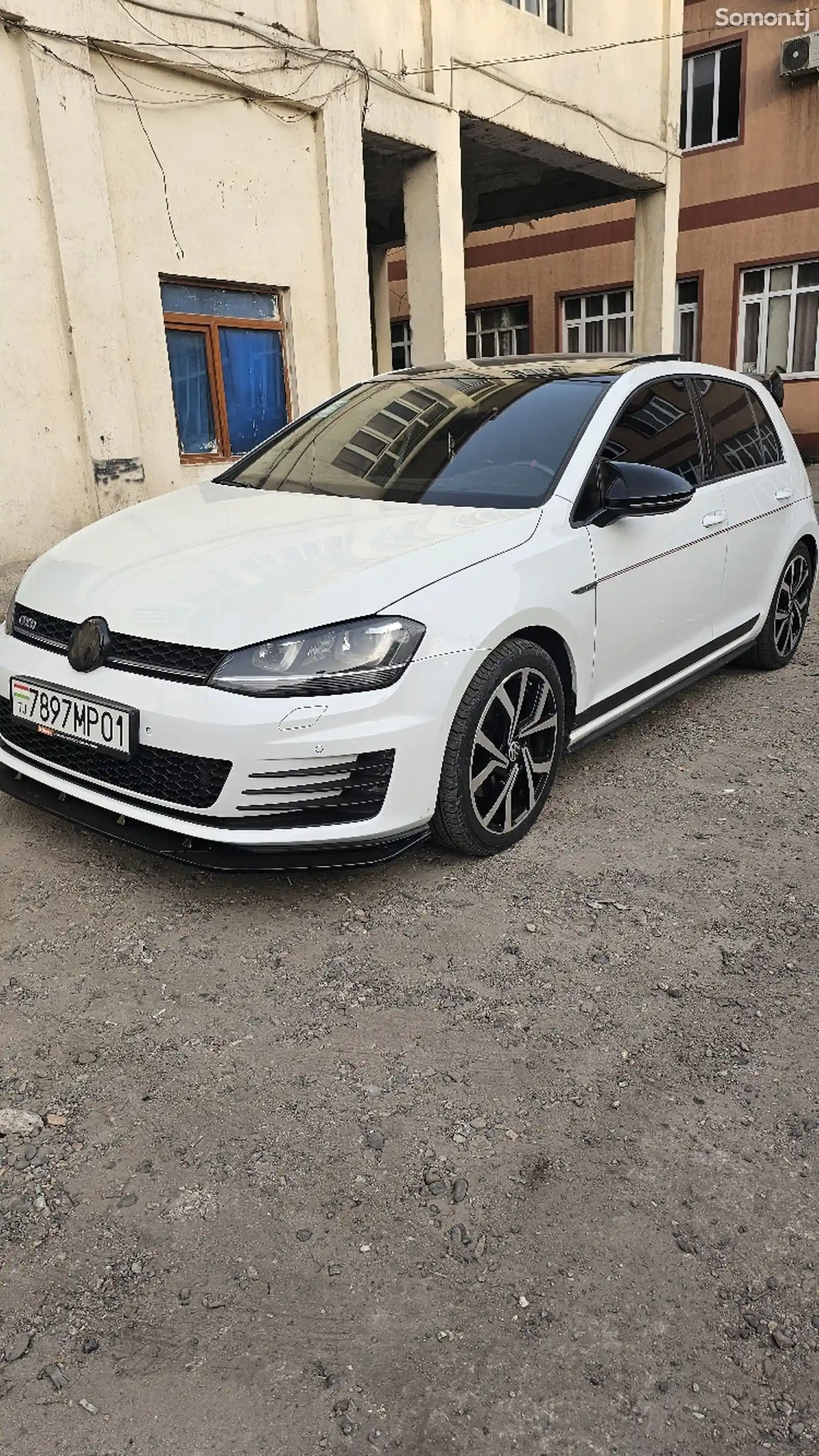 Volkswagen Golf, 2015-3