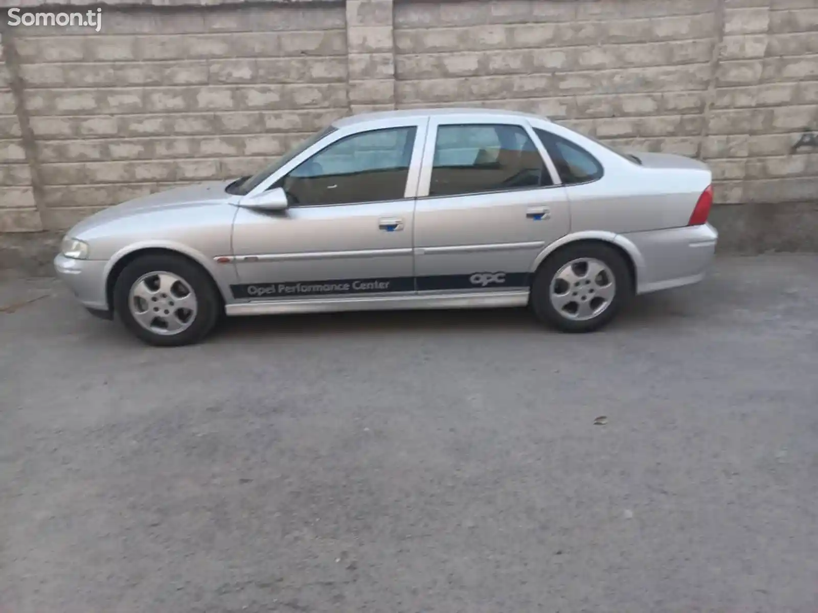 Opel Vectra B, 2000-4