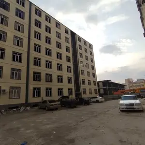 2-комн. квартира, 4 этаж, 76 м², 8 мкр