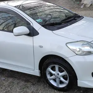 Toyota Belta, 2006