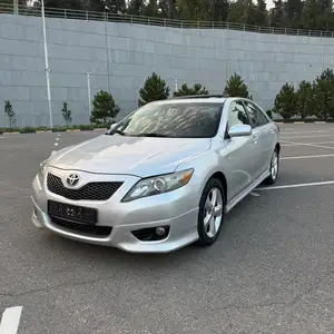 Toyota Camry, 2011