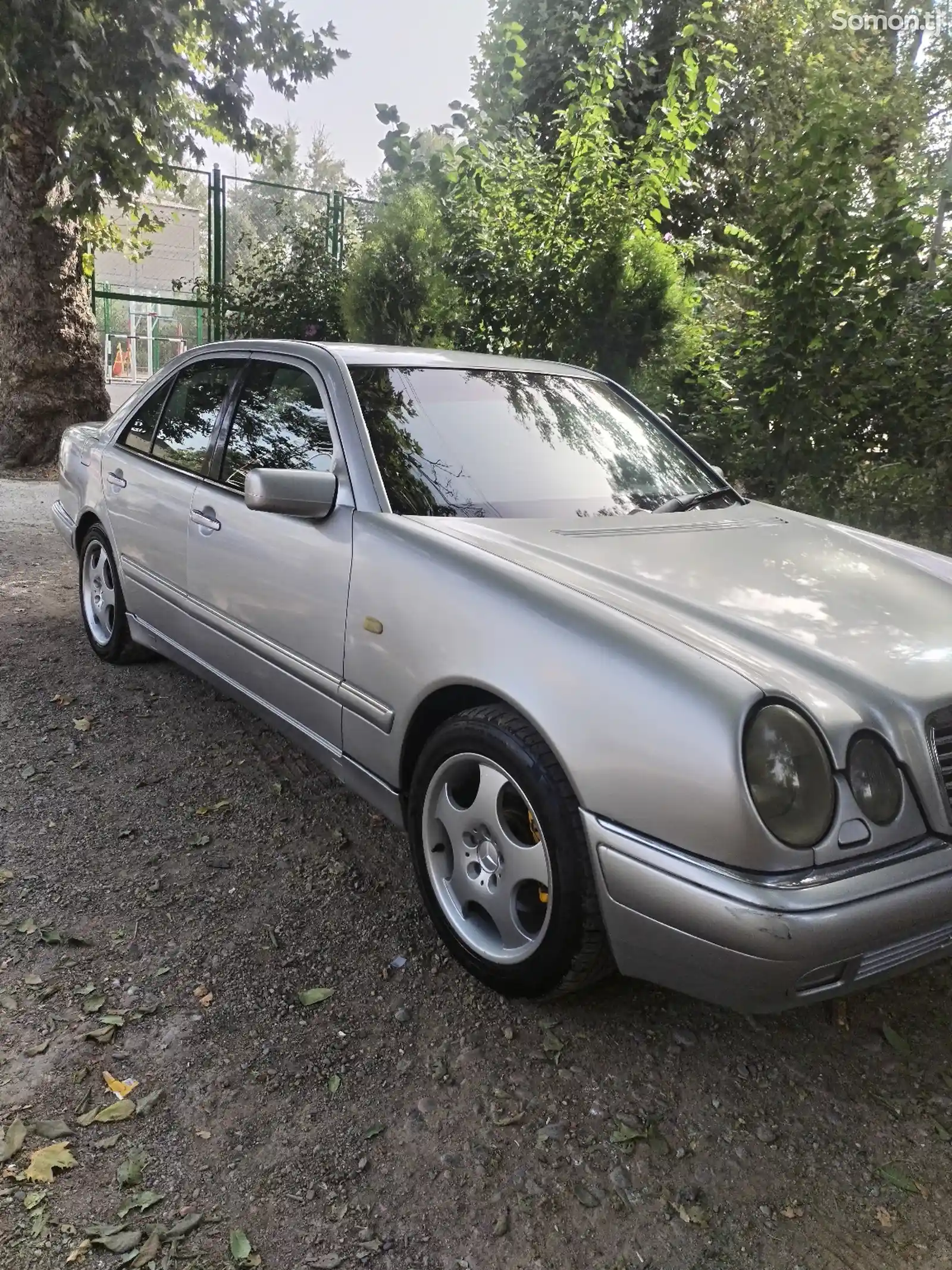 Mercedes-Benz E class, 1997-6