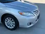 Toyota Camry, 2011-9