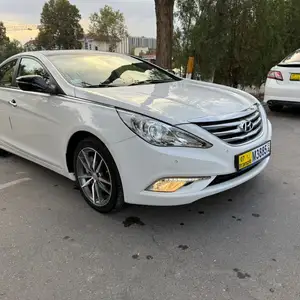 Hyundai Sonata, 2014