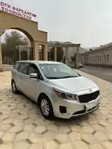 Kia Carnival, 2015-2