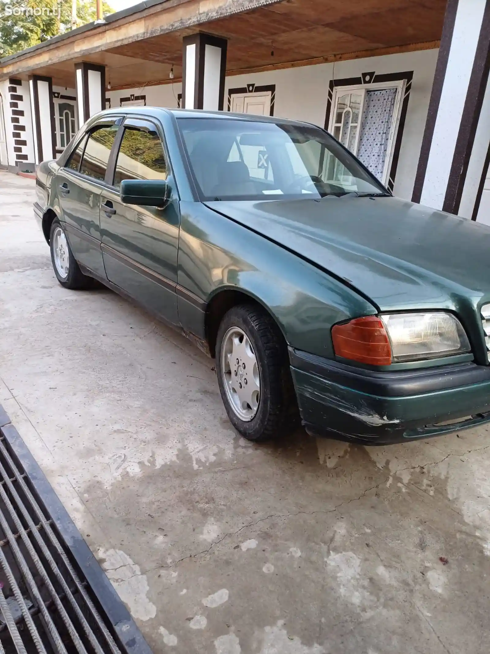 Mercedes-Benz W124, 1998-5