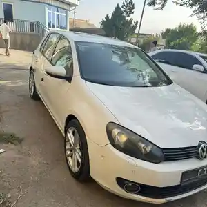 Volkswagen Golf, 2011