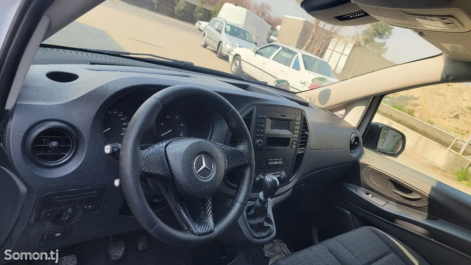 Фургон Mercedes-Benz Vito, 2015-1