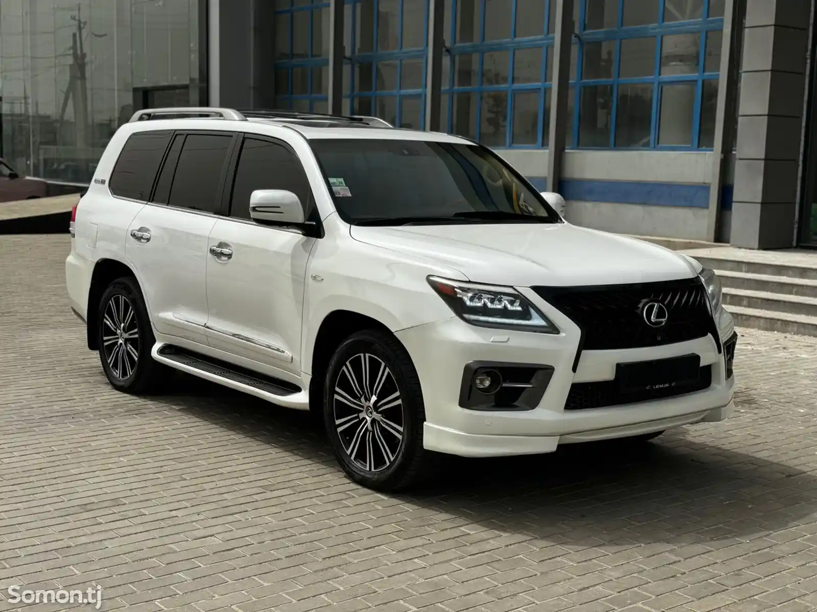 Lexus LX series, 2012-3