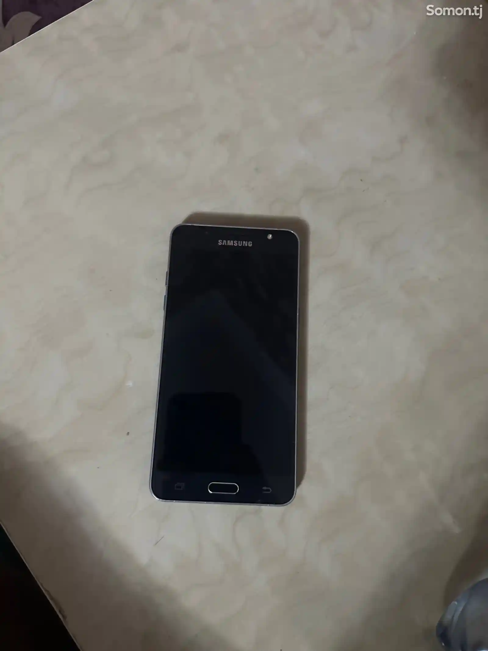 Samsung Galaxy J5-4