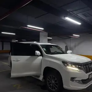 Toyota Land Cruiser Prado, 2011