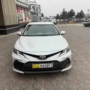 Toyota Camry, 2023