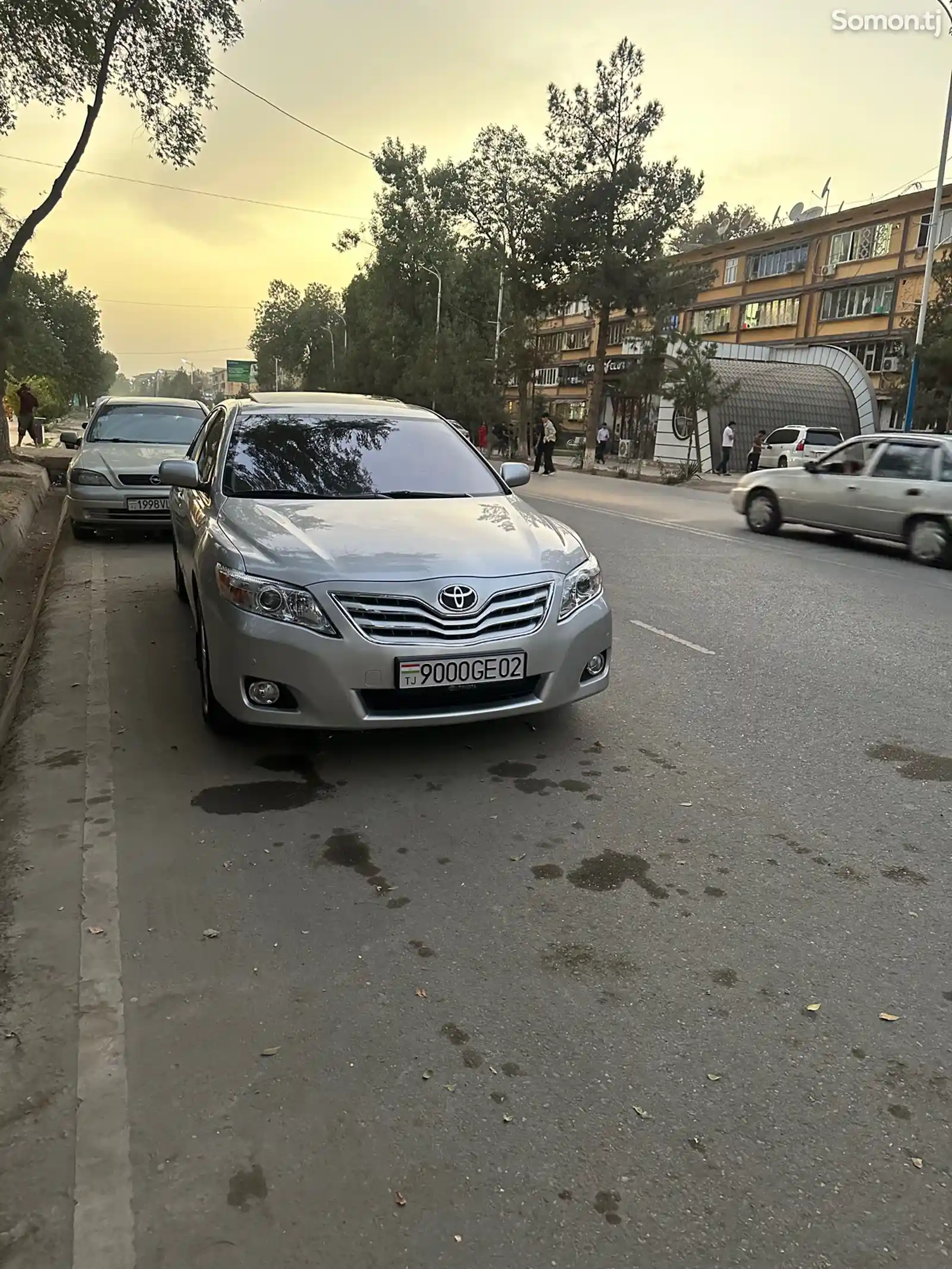 Toyota Camry, 2010-8