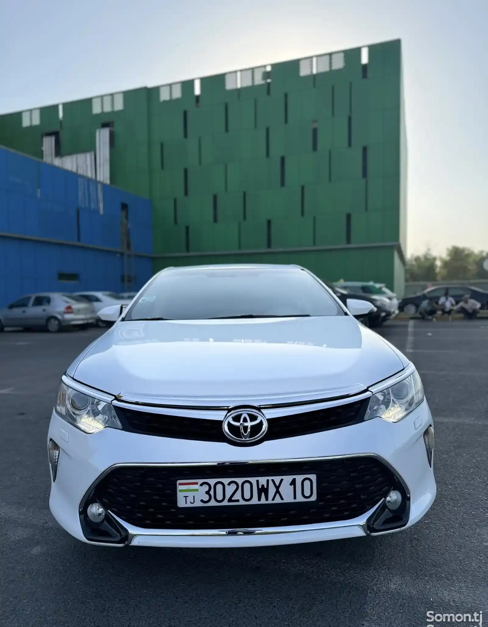 Toyota Camry, 2016-1